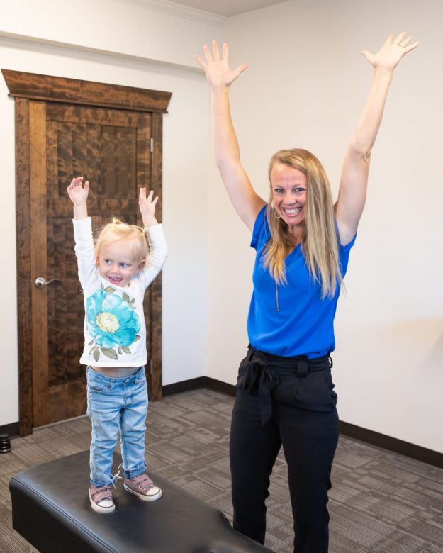 Clear-Chiro-2020-team-and-facility-9 – Edited Why Choose Clear Chiropractic